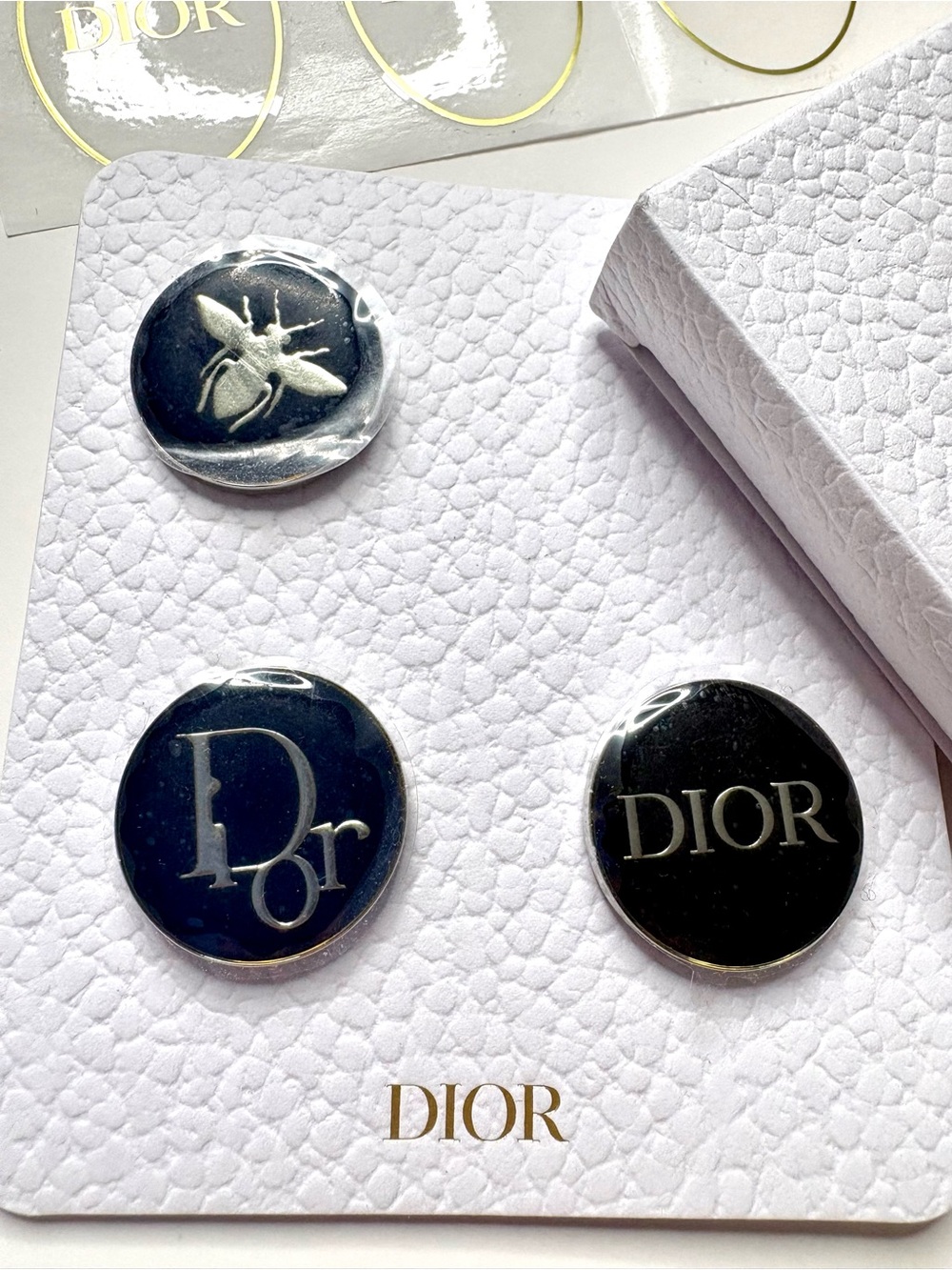 Dior Mini Bundle: Pons, Stickers, Ribbon Bracelet - Picture 2 of 3